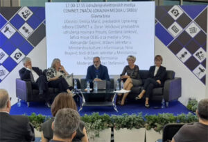 Са панел дискусије: „Значај локалних медија у Србији