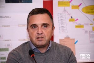 САОПШТЕЊЕ : Поводом  одласка на издржавање затворске казне власника Информера Драгана Вучићевића